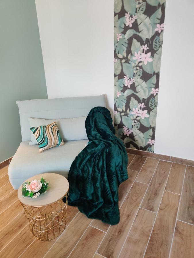 Le Nenuphar Apartment Вернон Екстериор снимка